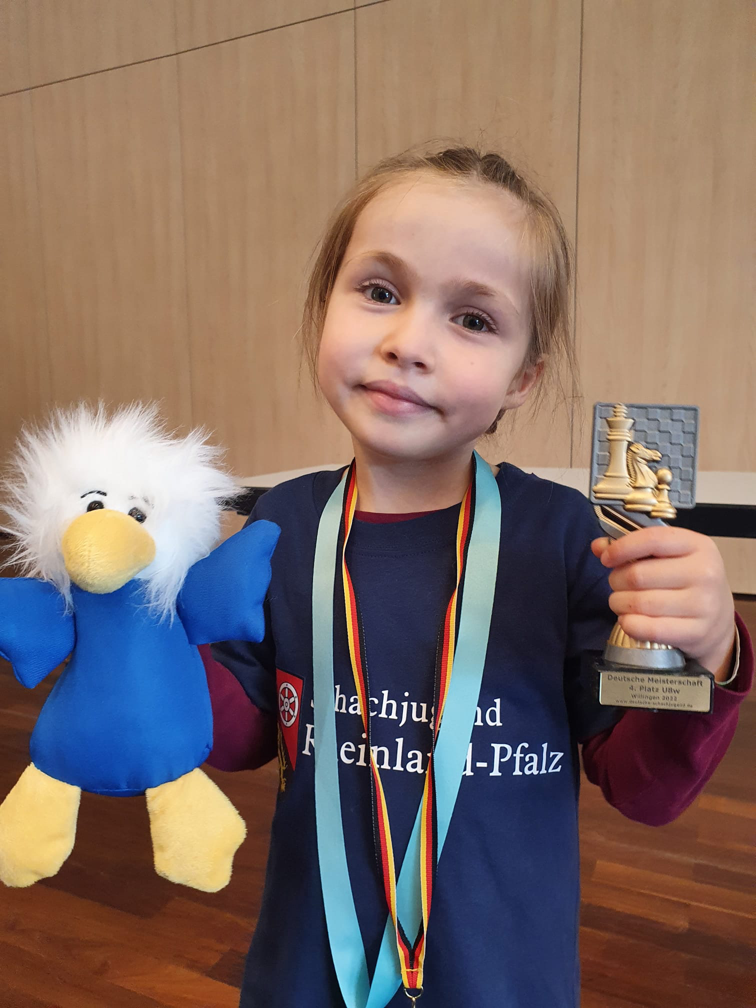 Deutsche Meisterschaft: Matteo knapp an der Top 10 vorbei, Meara gewinnt Pokal in U8w!