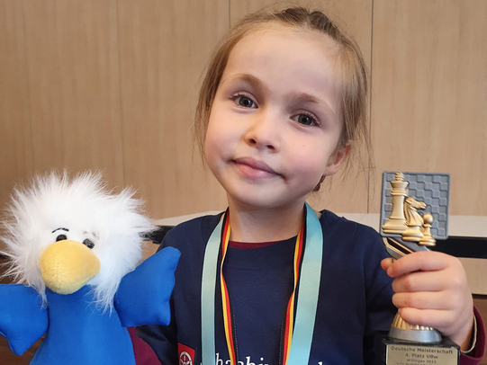 Deutsche Meisterschaft: Matteo knapp an der Top 10 vorbei, Meara gewinnt Pokal in U8w!